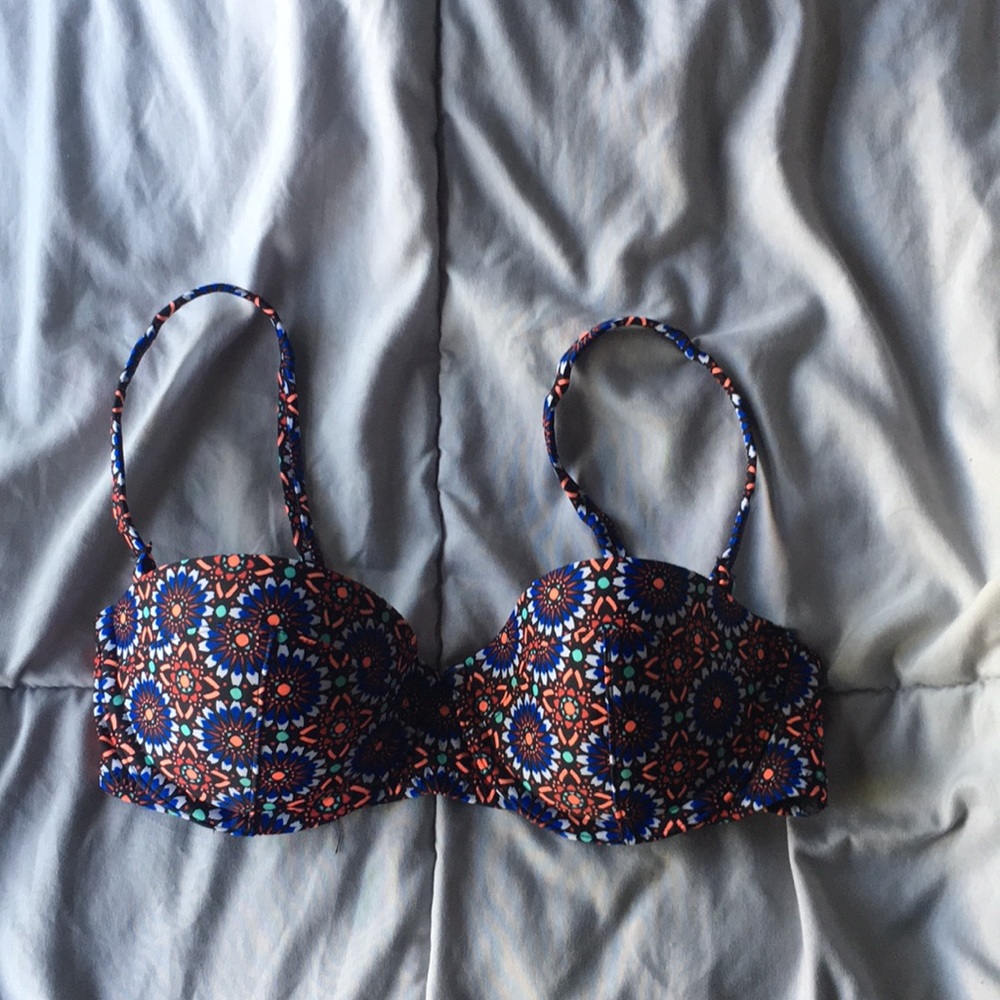 Old Navy bathing suit top